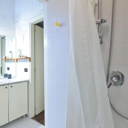 Santa Marina Studio Apartment