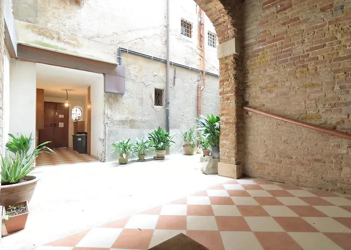 Santa Marina アパート *